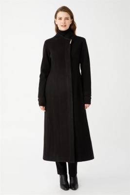 معطف أسود طويل نسائي